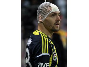 Caner’i Yaralayan Taraftar Aranıyor