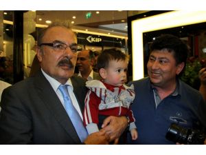 Ferdi Tayfur: “galatasaray Şampiyon Olur”