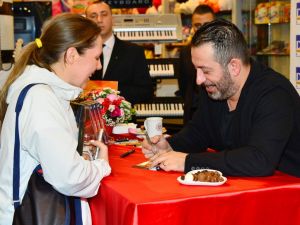 Cem Yılmaz’dan Duygu Dolu Anlar