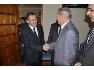 Ak Parti Genel Başkan Yardımcısı Uğur Esnafa Çözüm Sürecini Anlattı