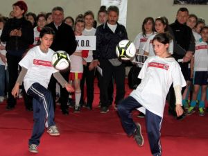 Minik Kramponlar Süt Kupası Futbol Turnuvası