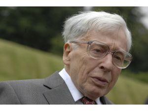 İlk Tüp Bebeğin Babası Öldü