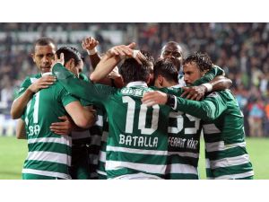 Bursaspor’u Yabancılar Sırtlıyor