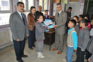 Afşin Kaymakamlığı Öğrencilere Yardım Etti