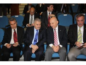 Bakan Yıldırım ‘piri Reis Sempozyumu’na Katıldı