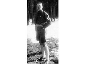 Hitlerin Yasaklattığı Şortlu Fotoğrafları Ortaya Çıktı