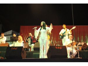 Kardeş Türküler Urfa’da Konser Verdi