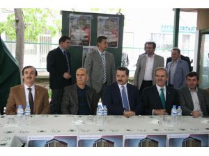 Çalışma Ve Sosyal Güvenlik Bakanı Faruk Çelik: