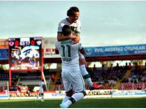 Bursaspor İkinci Yarıda 22 Puan Topladı