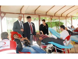 Gazetecilerden Kan Bağışına Destek