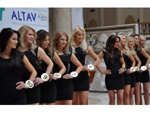 Finlandiya Güzelleri Alanya’da