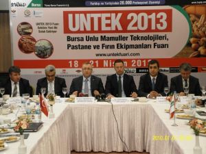 6 Milyon Ekmeğin Yarısı Fırınlarda İsraf Ediliyor