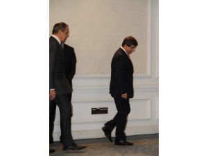 Rusya Dışişleri Bakanı Lavrov: Suriyede Savaşan Herkes Silah Bırakmalı