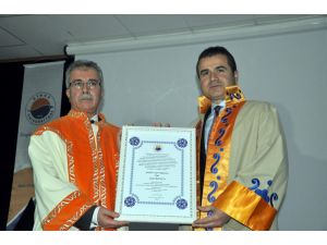 Bakan Kılıça Fahri Doktora Unvanı