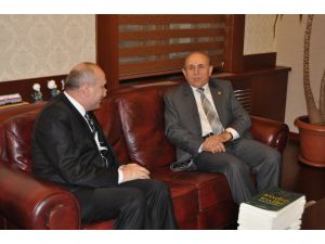 Tbmm Anayasa Komisyon Başkanı Burhan Kuzu: