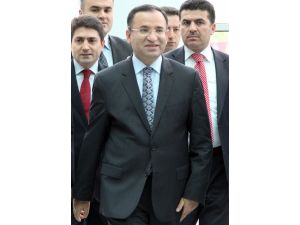 Bozdağ, Semra Özalın Turgut Özal Şehit Sayılsın Talebini Değerlendirdi