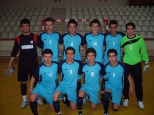 Bozüyük Teknik Lise Ve Endüstri Meslek Lisesi Takımı Futsalda Grup Şampiyonu Oldu
