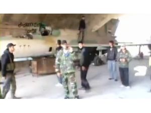 Humus’ta Askeri Havaalanı Ele Geçirildi