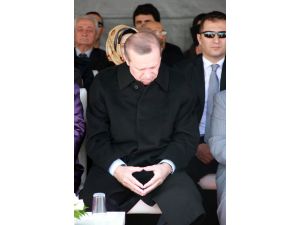 Başbakan Erdoğan Ahmet Hamdi Akseki Camisi’nin Açılışını Yaptı