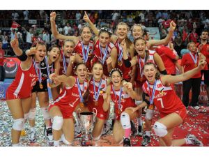 Genç Bayanlar Voleybol Milli Takımı Kampa Giriyor