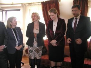 Kosovada 23 Nisan Ve Kosova Türklerinin Milli Bayramı Kutlandı