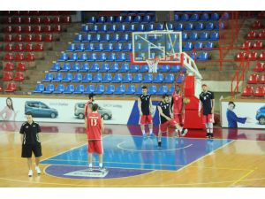 Beko Basketbol Liginde Mücadele Eden Erdemir Beşiktaş Maçına Hazır