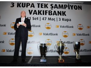 Vakıfbank Şampiyonluğunu Kutluyor