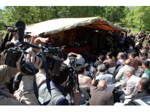 (Tekrar) Pkk 8 Mayısta Geri Çekilmeye Başlayacak