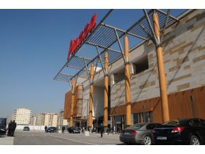 Piazza Alışveriş Ve Yaşam Merkezi Kahramanmaraşta Açıldı