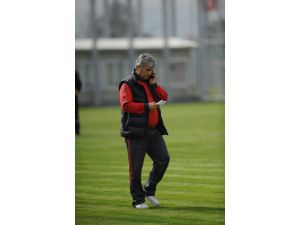 Sidal: ”enes’i Satma Düşüncemiz Yok”