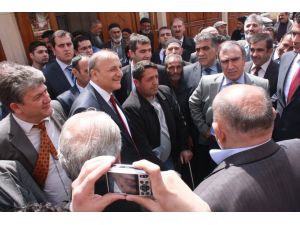 Oktay Vural Bayburt’ta