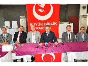 Mustafa Destici Manisada