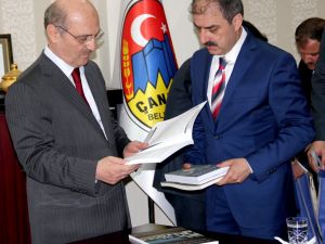 Bakan Bayraktar: “çözüm Sürecinin Mesken Kanadı Bize Ait”