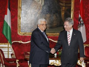 Abbas: İsrail İle Önkoşulsuz Olarak Görüşme Yapmaya Hazırız