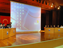 Sanko’lu Öğrencilerden İngilizce Münazara