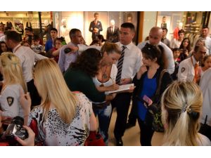 Çorluda İvana Sert İzdihamı