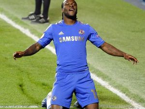 Chelsea Final Biletini Aldı