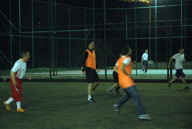 Vekil Şükür Sahada