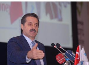 Bakan Çelik Sendika Bulamamaktan Yakındı