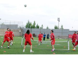 Gakkoşlar, Gaziantepspor İle Kader Maçına Çıkacak