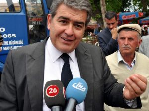 Chp’li Batum’dan Arınç’a Figür Benzetmesi