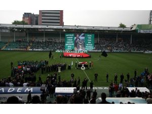 Bursaspor Büyük Başkanını Son Yolculuğuna Uğurlanıyor...(1)
