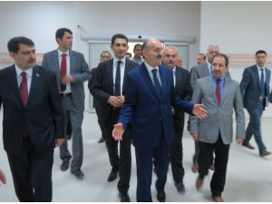 Sağlık Bakanı Müezzinoğlu Hastane İnşaatını İnceledi