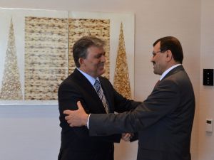 Cumhurbaşkanı Gül, Tunus Heyeti İle Bir Araya Geldi