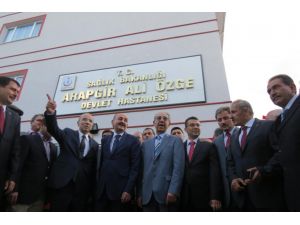 Sağlık Bakanı Müezzinoğlu, Hekim Açığı İçin 4-5 Yıl Süre İstedi