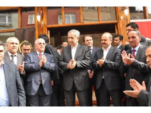 Başbakan Yardımcısı Arınç, Siirtte Cami Açılışına Katıldı