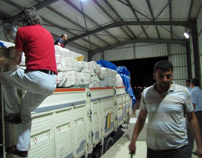 100 bin paket kaçak sigara ele geçirildi