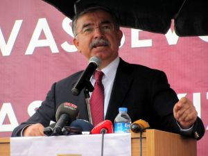 Bakan Yılmazdan Suriye Enformasyon Bakanı Omran Al Zubiye Cevap