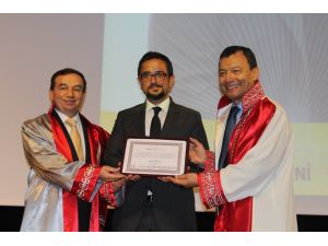 Pegasus Havayolları Yönetim Kurulu Başkanı Sabancı’ya Fahri Doktora