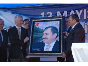 Bakan Eroğlu, Karasu’da Doğalgaz İlk Kaynak Törenine Katıldı